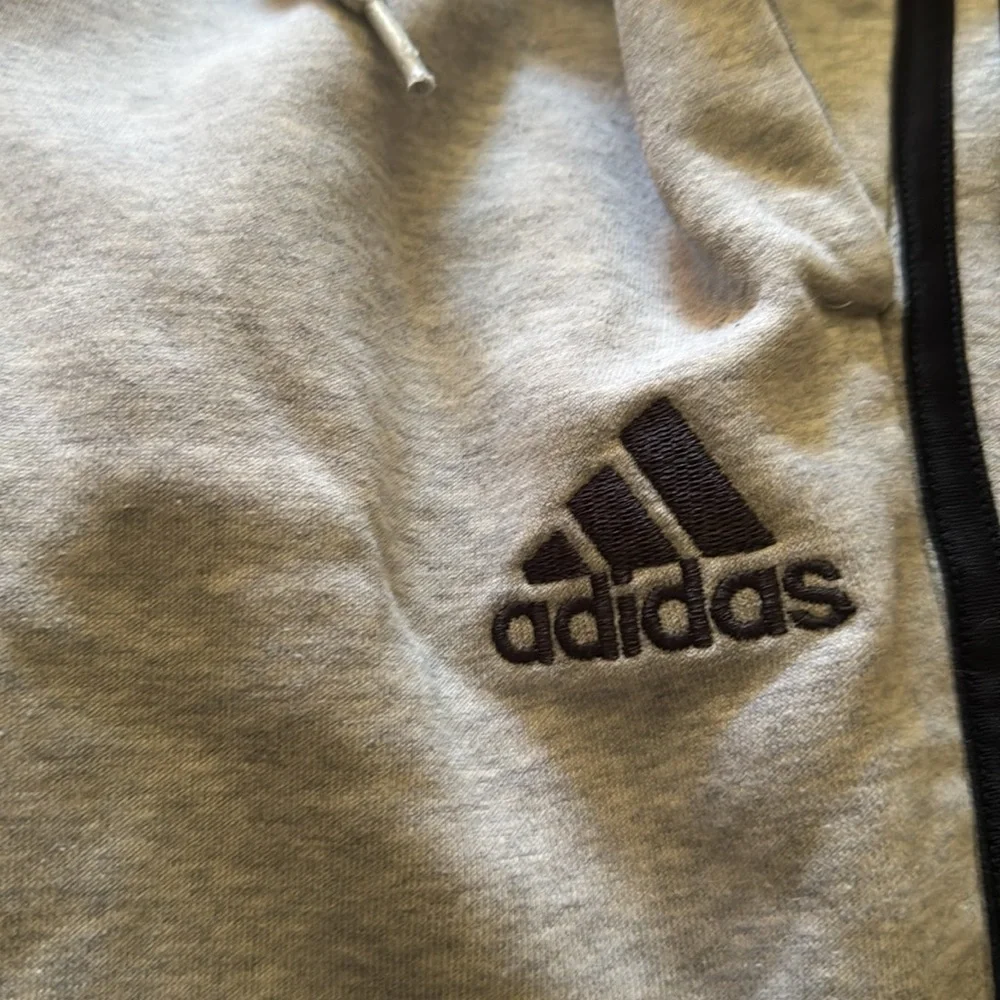 Adidas Men's Athletic Gray Shorts with Black Stripes - Picture 5 of 9